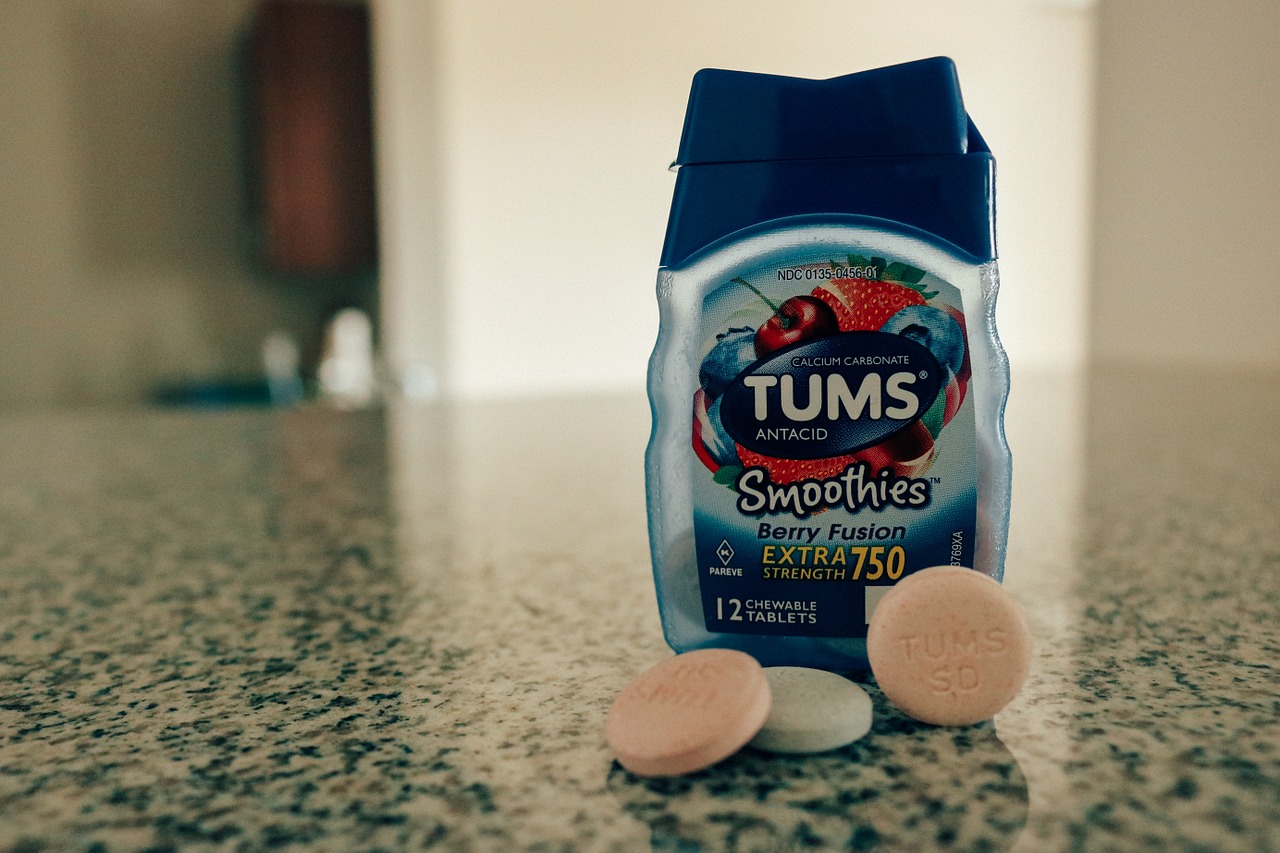 do-tums-cause-constipation-meds-safety