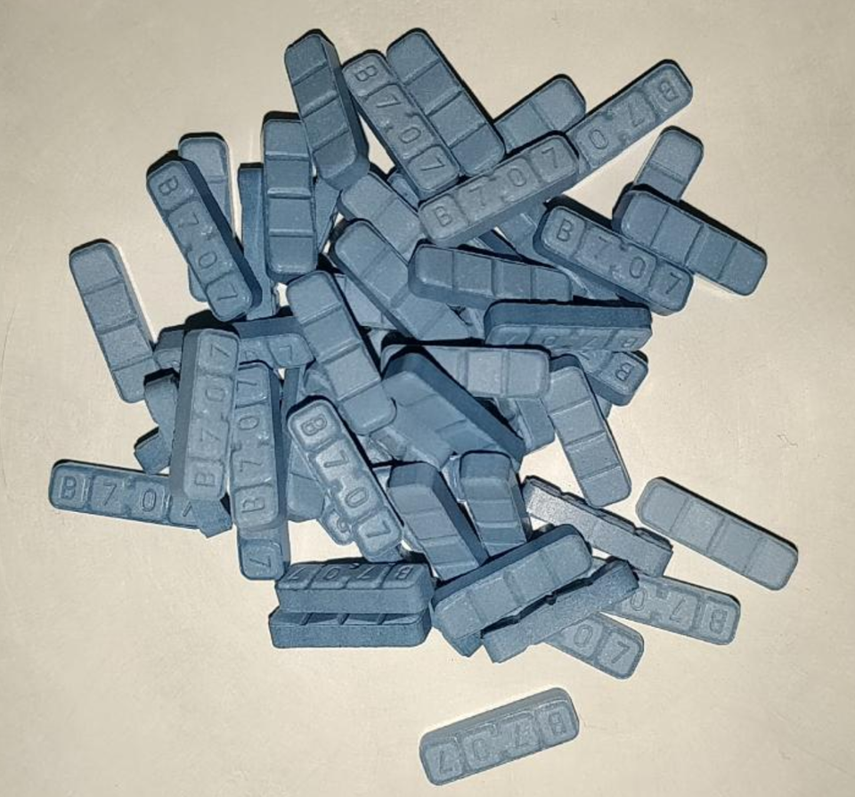 blue xanax bars